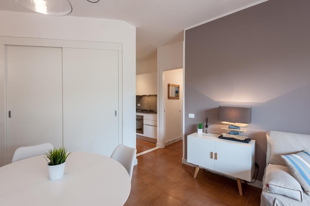 Il Parco Apartments Марина-ди-Масса Экстерьер фото
